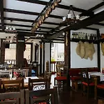 Хотел Златоград Hotel 3*