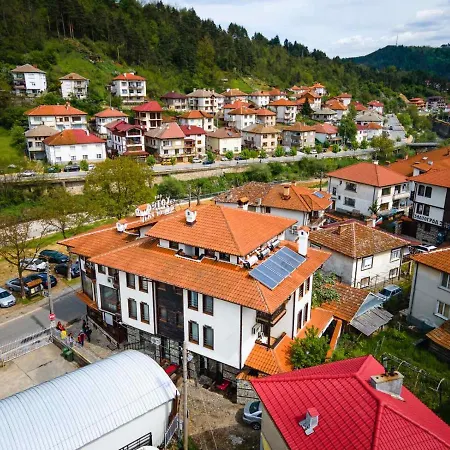 Hotel Zlatograd Slatograd