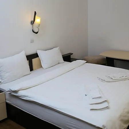 семеен Hotel Zlatograd