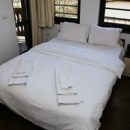 семеен Hotel Zlatograd