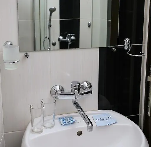 Хотел Златоград 3* زلاتوغراد